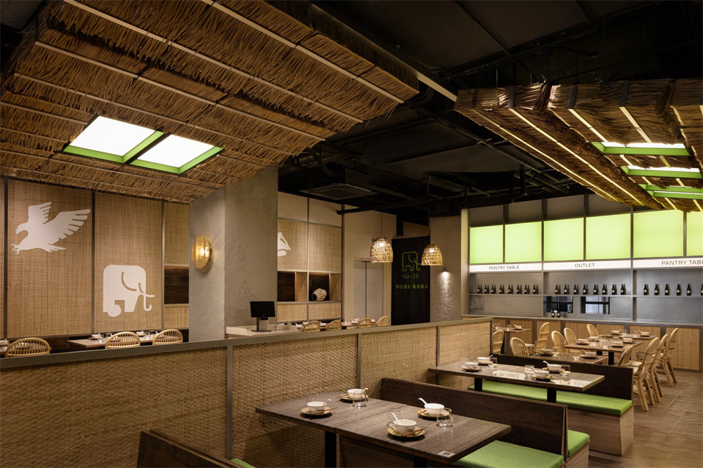 郑州尊龙凯时人生就是搏分享二十二象泰式料理餐厅装修设计(图2)
